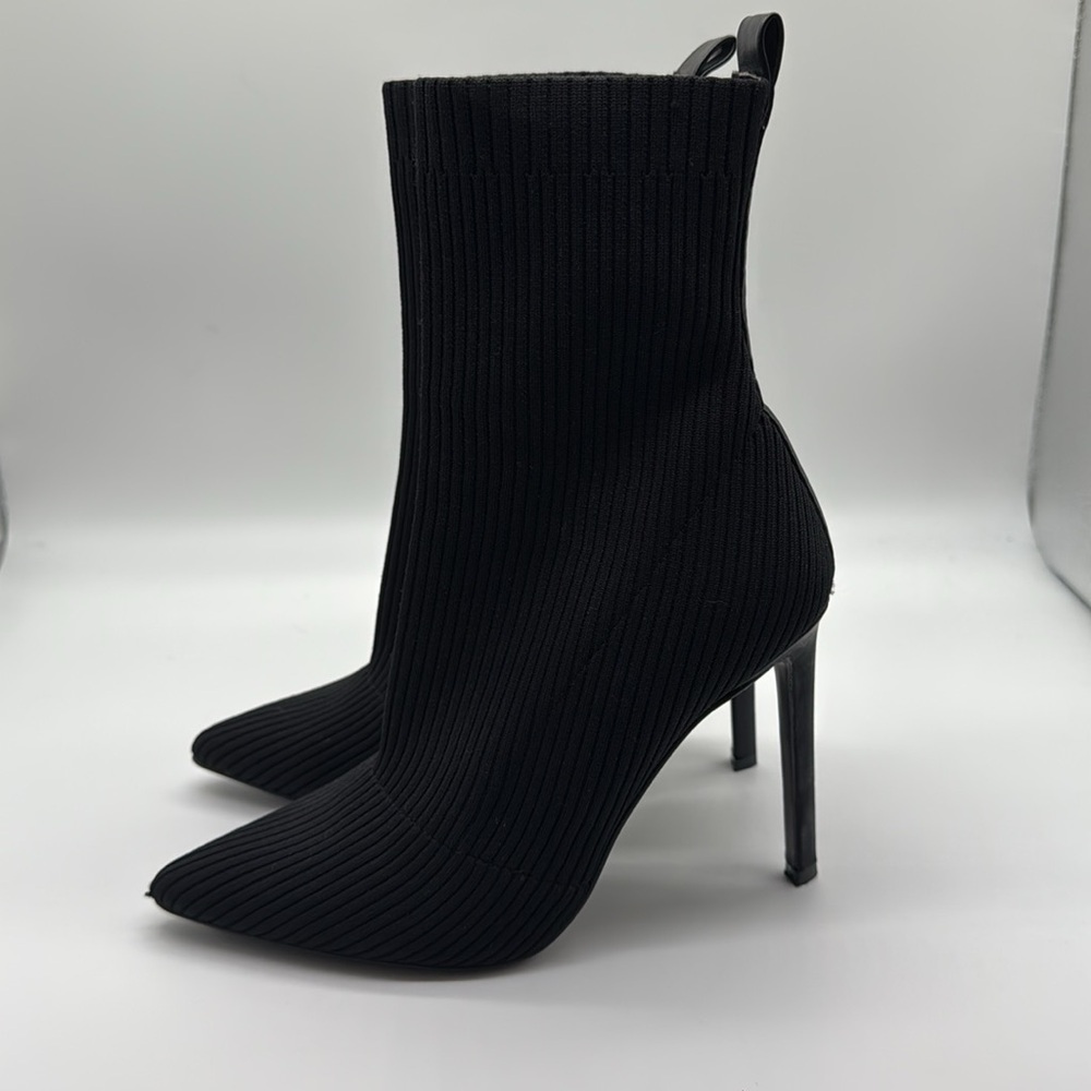 Steve Madden Dianne Ribbed Sock Boots in Black Size 8.5 - Picture 7 of 9